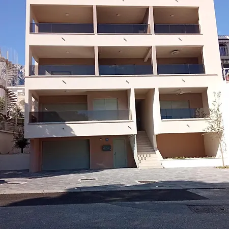 Apartment Stipe